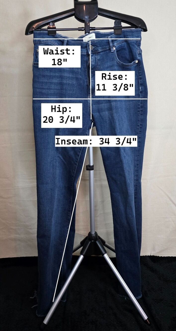 DL1961 Bridget Boot Jeans | Size 33 | High Rise Dark Wash Raw Hem | 34.75 Inseam - Picture 3 of 16